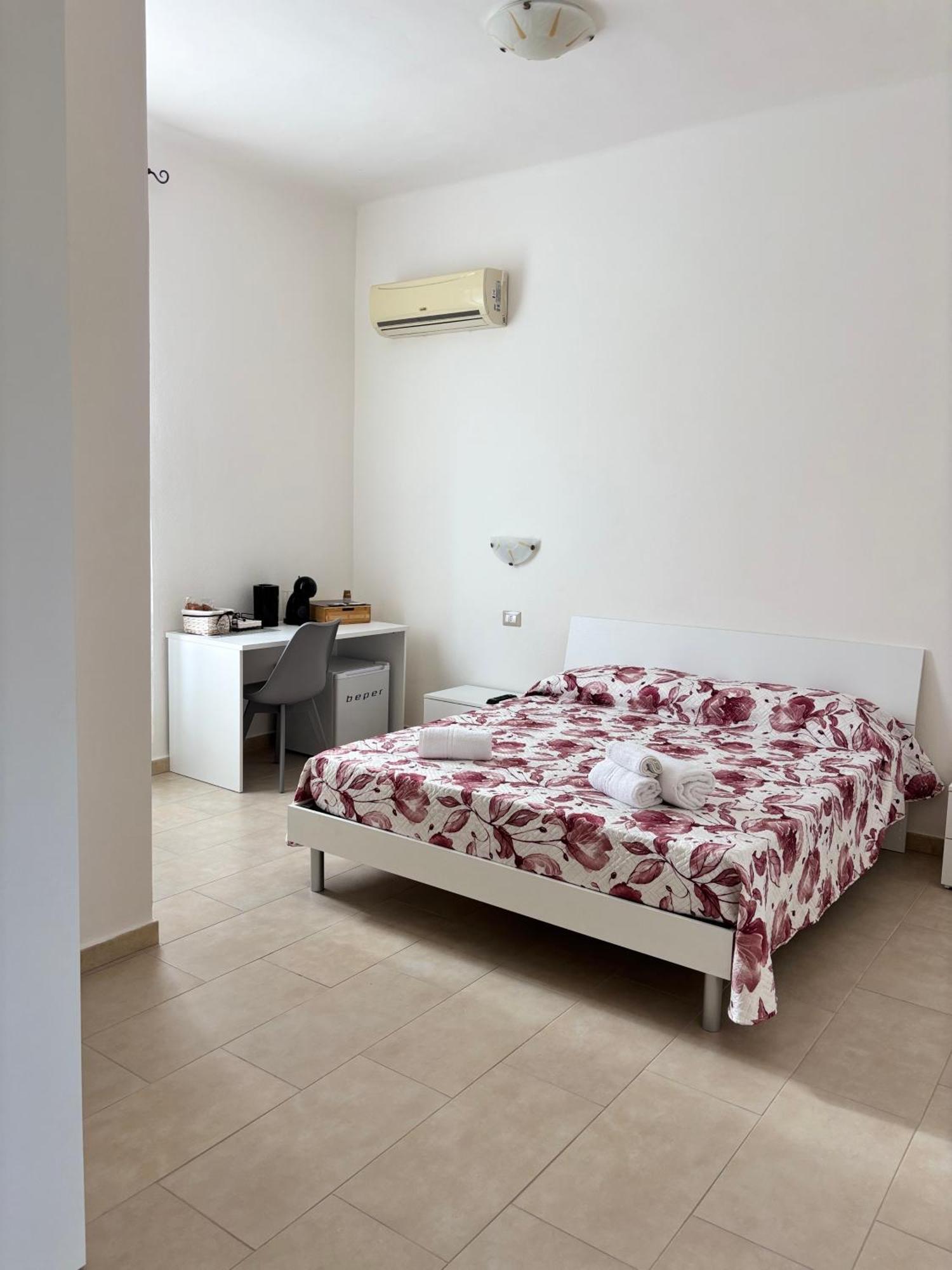 Bed And Breakfast Nonna Pia Fertilia Exterior photo